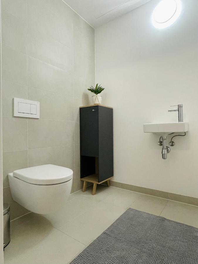 Danube Skyline Executive Apartament Wiedeń